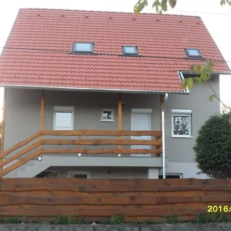 Relax-porta Vendeghaz Penzion Orfű